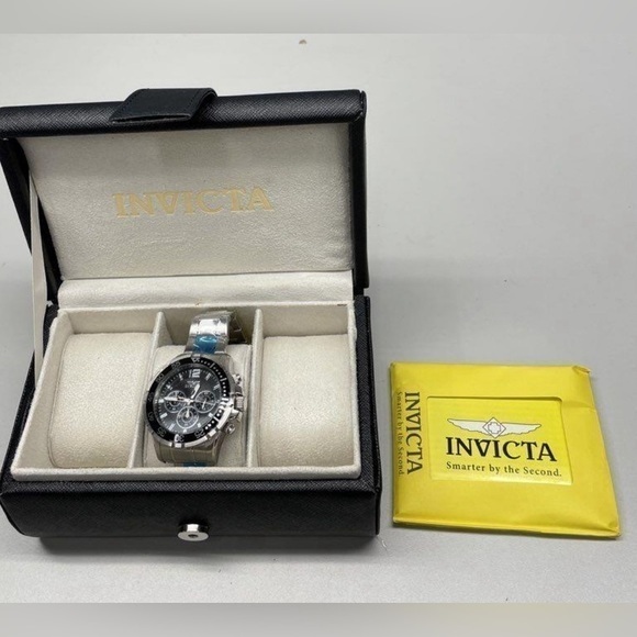 Invicta Specialty Men Chronograph Watch Model 16287 New in Box MSRP $795 - Picture 3 of 8